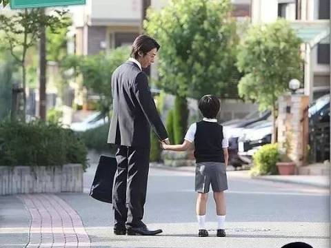 儿子问:“爸爸,你们将来会把房子给我吗?” 爸爸的回答让人深思(内含福利)