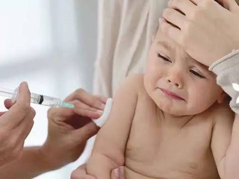 预防同样的疾病,为什么中国的孩子要多打近 1 倍的疫苗?