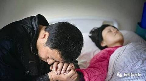 爸爸姓“操”,死活不愿意儿子跟自己姓,老婆一取名,全家点赞!