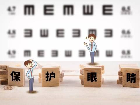 孩子的视力问题令人头疼!视力与营养的关系(专家视频)