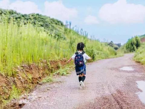 “孩子,学校不是混日子的地方”,当你想放弃时,请读读老师这...