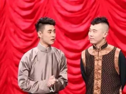 德云社张云雷爸爸卖票风波升级,这才是这次黄牛如此疯狂的原因!