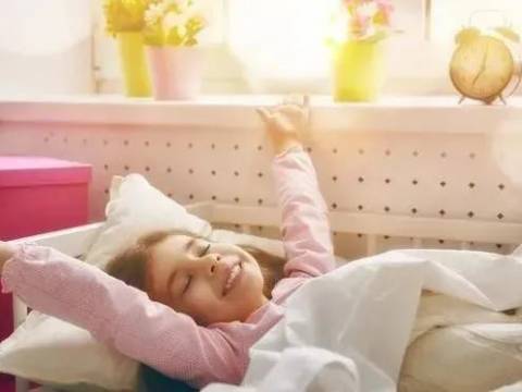 孩子在这2个“黄金时间”睡觉,不但大脑发育快,还容易长高