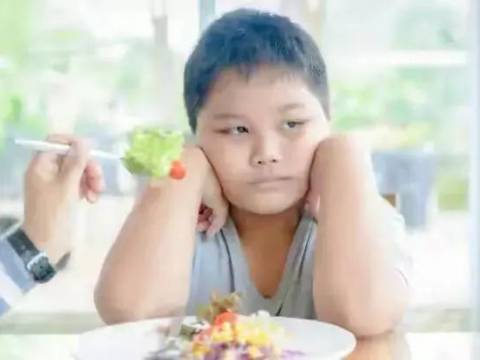 孩子脾虚个子长不高?早上2坚持,晚上2不做,保护脾胃