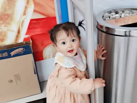 爸爸对女儿过度细心的某些事,这是给力还是过份呢?