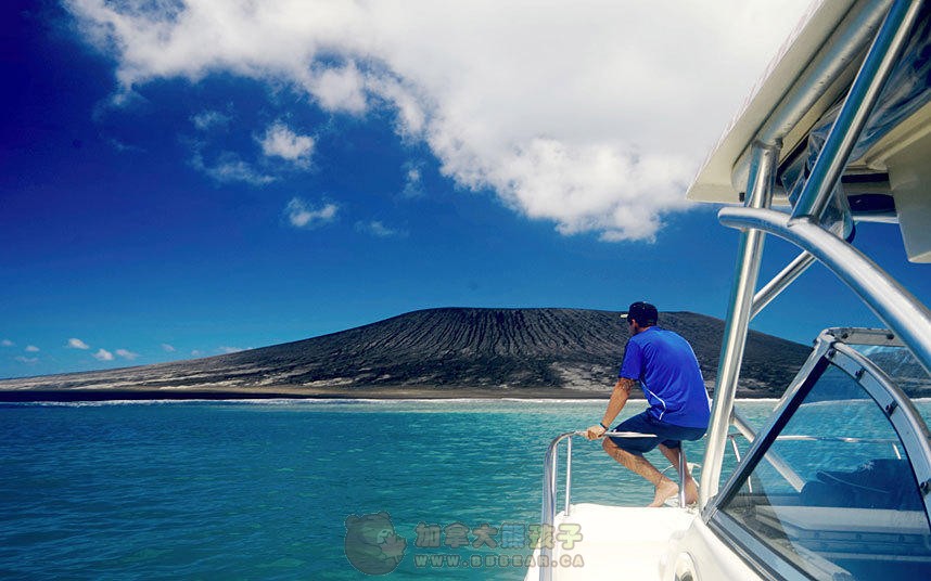 承平洋海底火山喷发3个月 催生又一座新岛