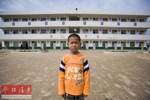 中国50%农村孩子没读完高中 难成发家国家